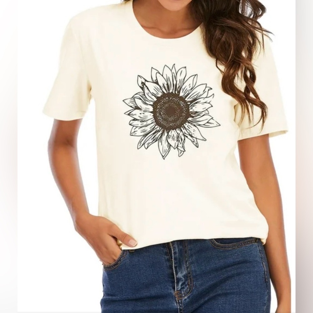 Sunflower T-Shirt Women’s XL Graphic Short Sleeve Soft Cream Ivory Soft Cotton
